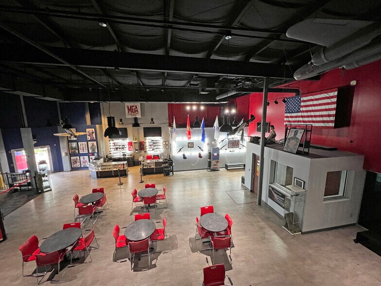 More Photos Of 5805-5825 W Irlo Bronson Memorial Hwy, Kissimmee General Retail For Lease