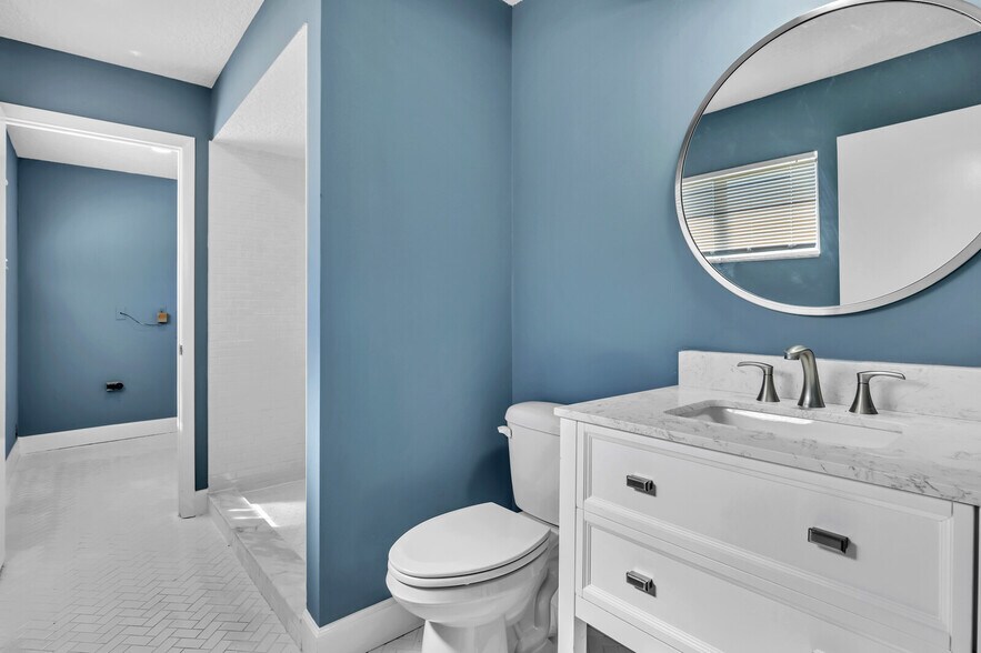 More Photos Of 208 Hopkins St, Neptune Beach Multifamily For Sale