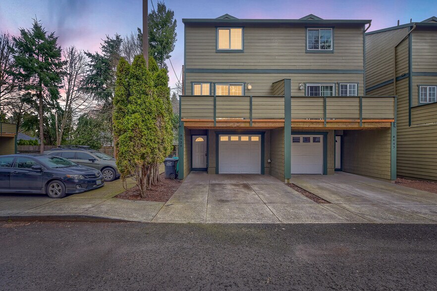 More Photos Of 8423-8451 SE Brooklyn St, Portland Apartments For Sale