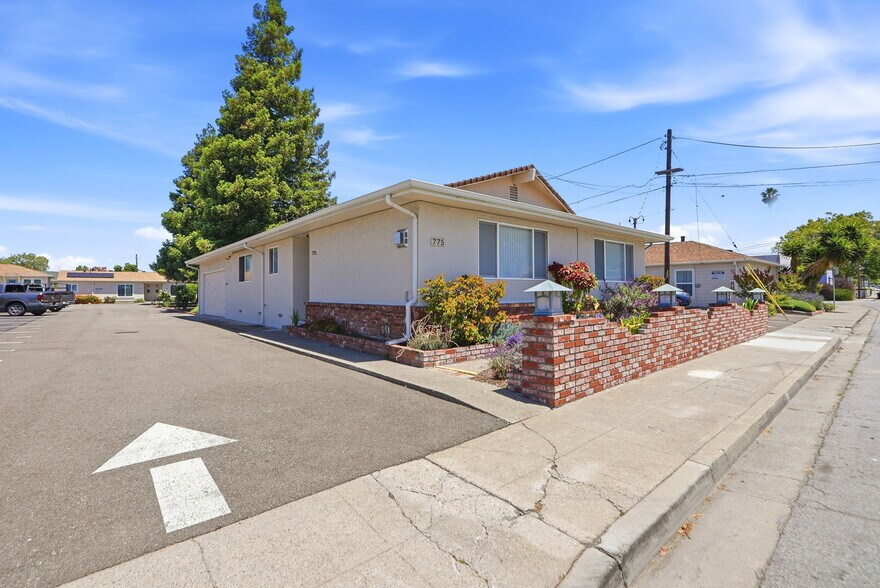 More Photos Of 755 Fargo Ave, San Leandro Apartments For Sale