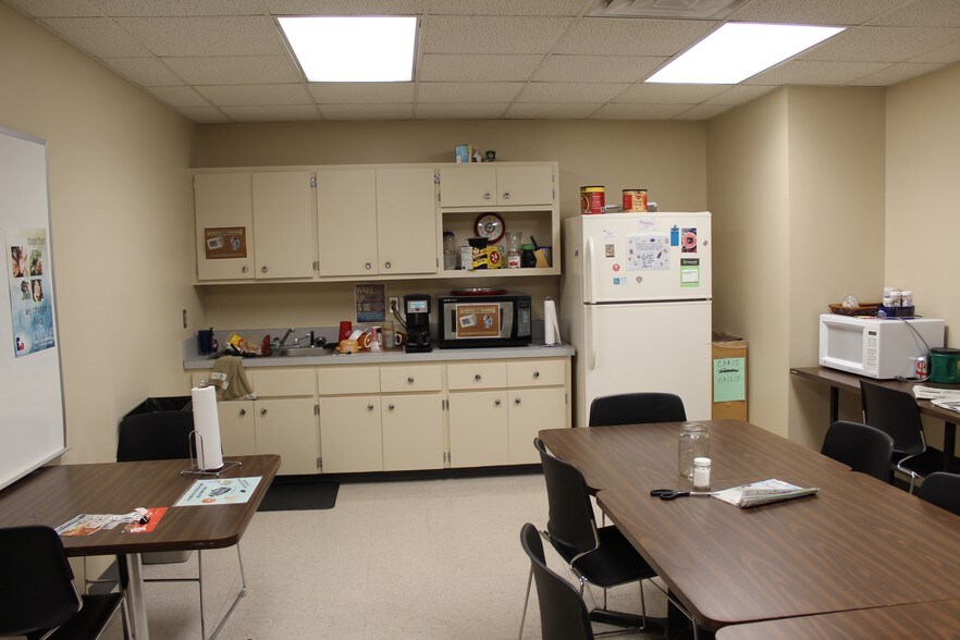 More Photos Of 717 Franklin Ave, Waco Office For Lease