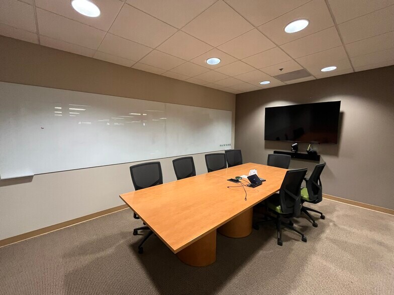 More Photos Of 2911 Cleveland Ave, Santa Rosa Office For Lease