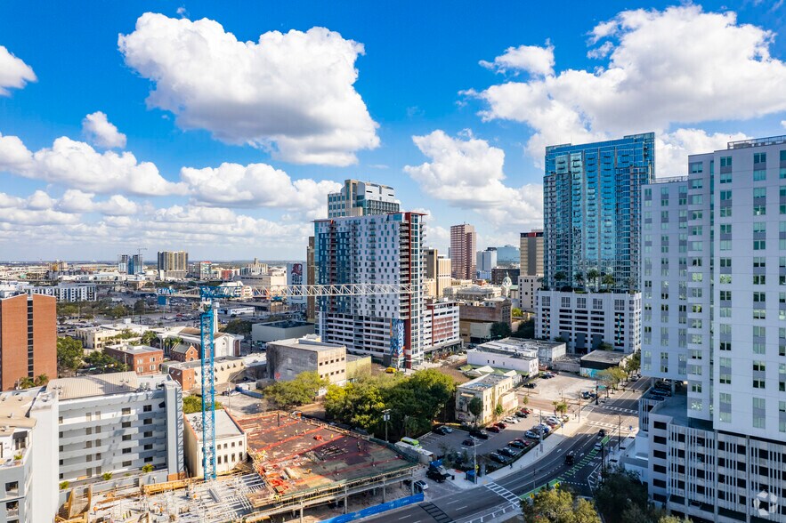 More Photos Of 915 N Franklin St, Tampa Apartments For Lease
