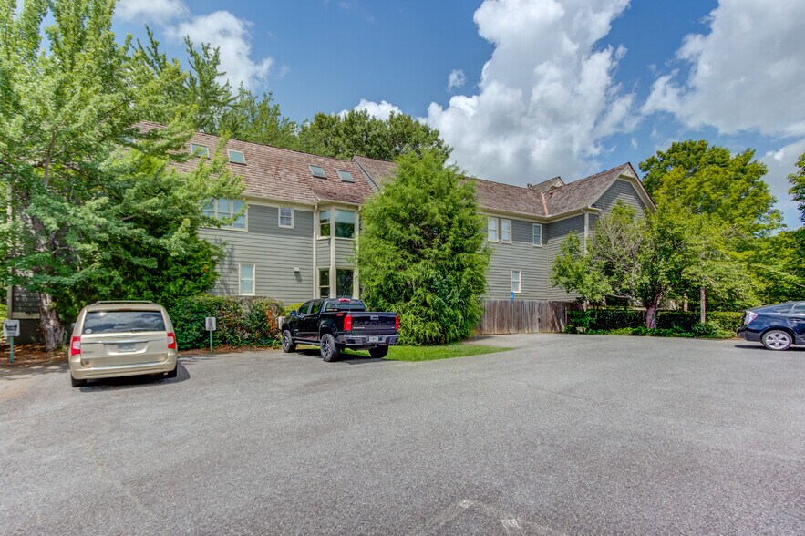 More Photos Of 5920 Odell St, Cumming Office For Sale