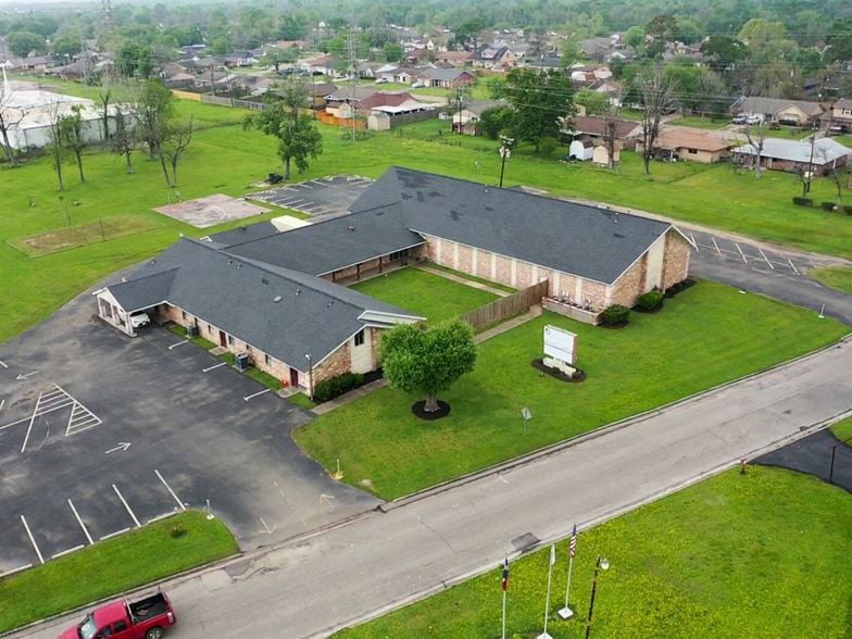 More Photos Of 618 Baca St, Houston Religious Facility For Sale