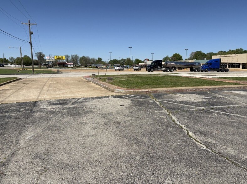 More Photos Of 800 US-67, Walnut Ridge Land For Sale