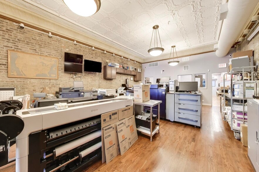 More Photos Of 1528 W Fullerton Ave, Chicago Storefront Retail Residential For Sale