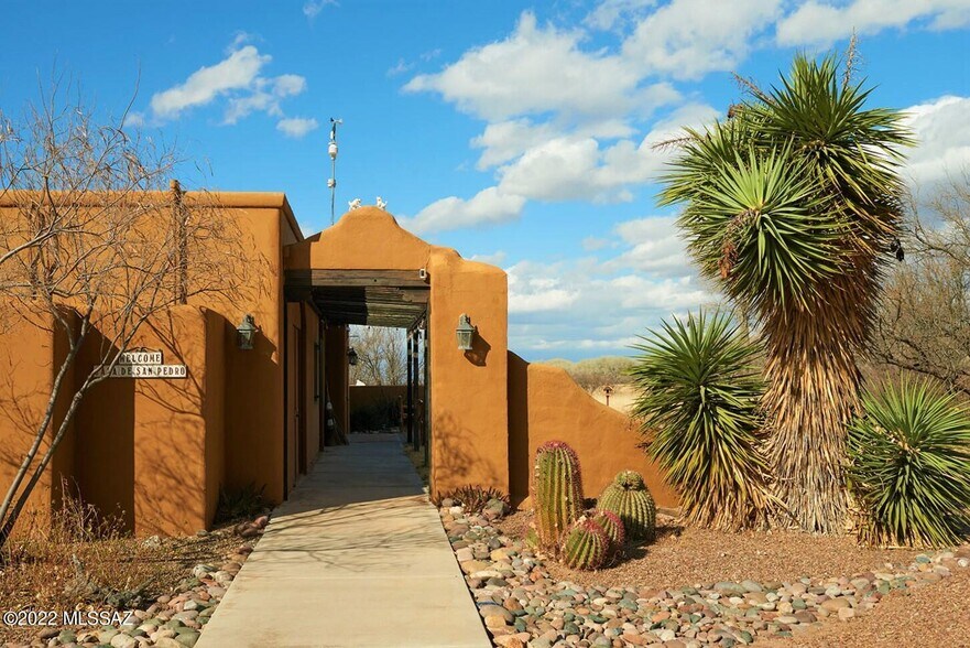 More Photos Of 8933 S Yell Ln, Hereford Hospitality For Sale