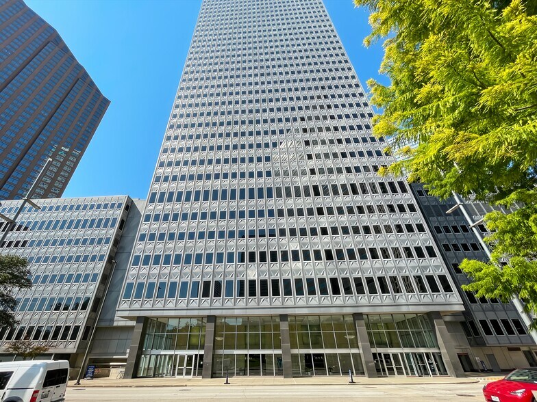 More Photos Of 325 N Saint Paul St, Dallas Coworking Space