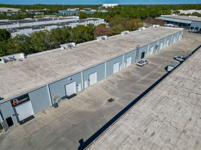 More Photos Of 660 NW Enterprise Dr, Port Saint Lucie Unknown For Lease