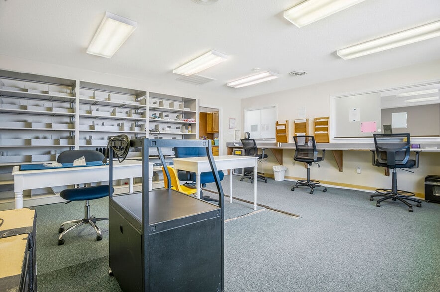 More Photos Of 217-219 Station St, Jacksonville Medical For Lease