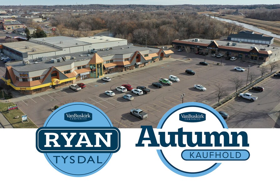 Primary Photo Of 3101 W 41st St, Sioux Falls General Retail For Sale