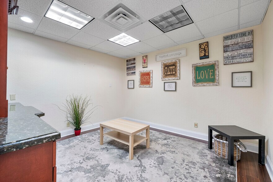 More Photos Of 1730 E Commercial Blvd, Fort Lauderdale Medical For Lease