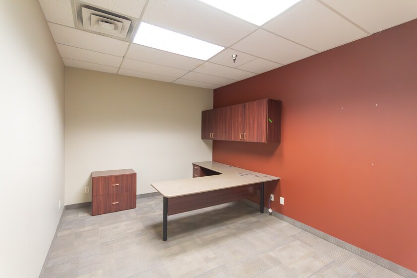 More Photos Of 2531 S Shields St, Fort Collins General Retail For Lease