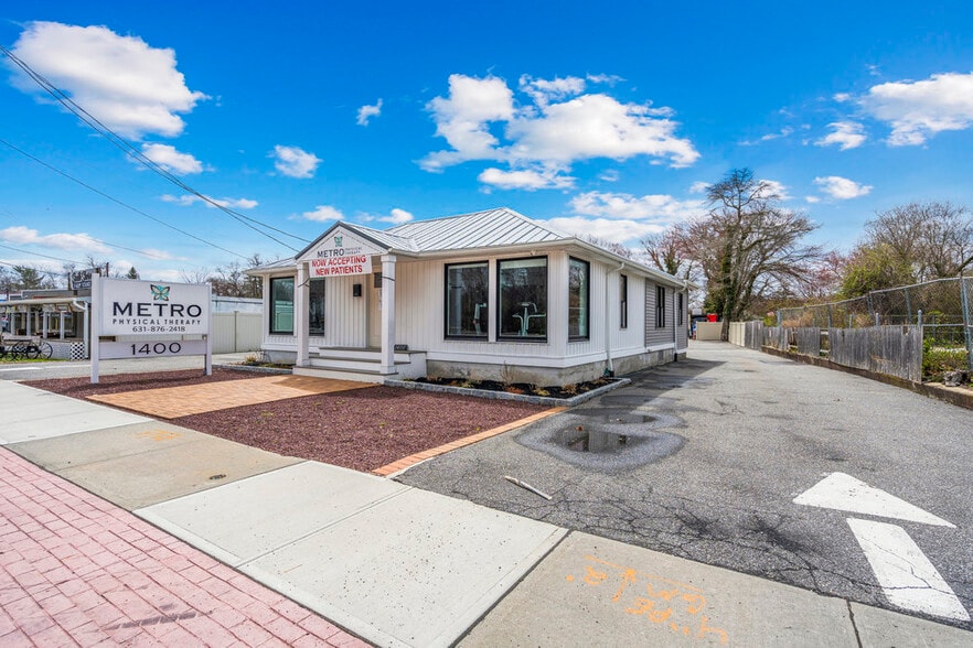 More Photos Of 1400 Montauk Hwy, Oakdale Storefront Retail Office For Sale