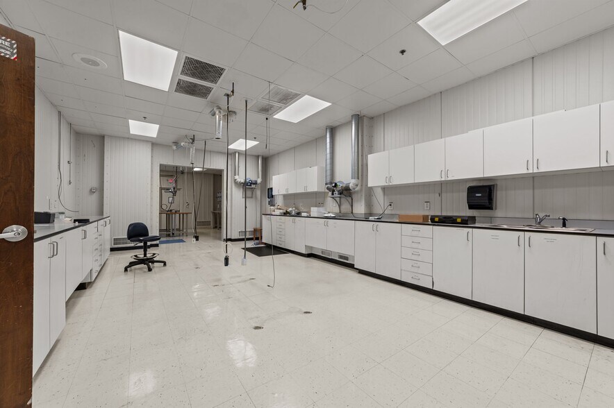 More Photos Of 2107 Black Creek Rd SE, Wilson Warehouse For Sale