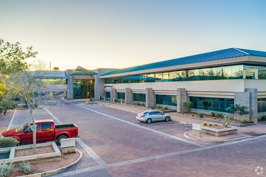 More Photos Of 6710 N Scottsdale Rd, Scottsdale Unknown For Lease