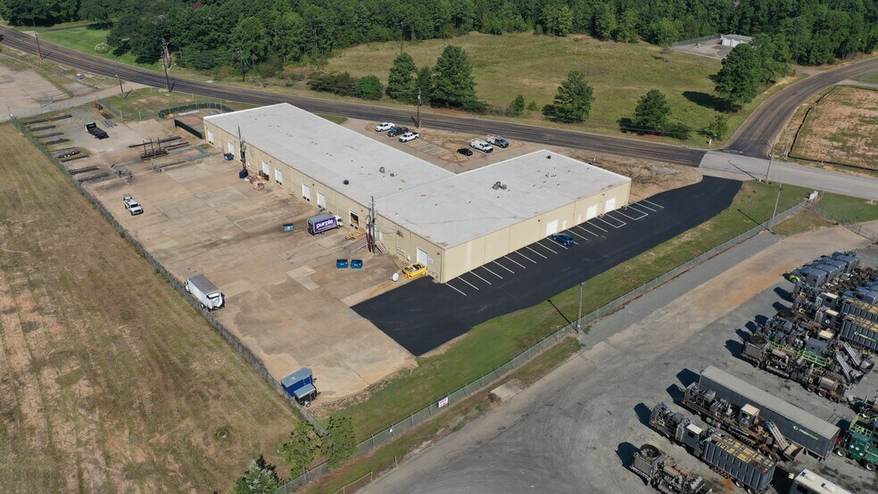 More Photos Of 1612-1630 E Whaley St, Longview Industrial For Sale