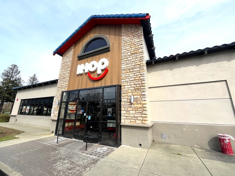 More Photos Of 5312 Old Redwood Hwy, Petaluma Restaurant For Lease