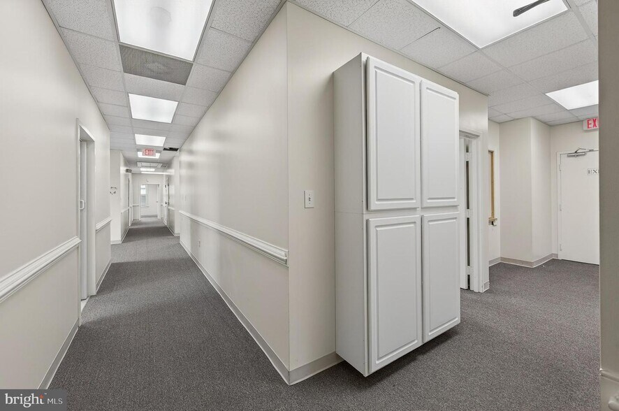 More Photos Of 7117 Salem Fields Blvd, Fredericksburg Office For Lease