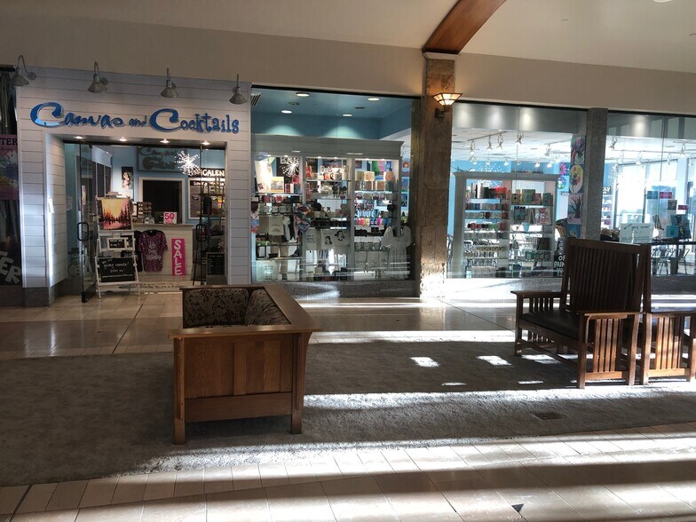 More Photos Of 8401-8515 Park Meadows Center Dr, Lone Tree Unknown For Lease