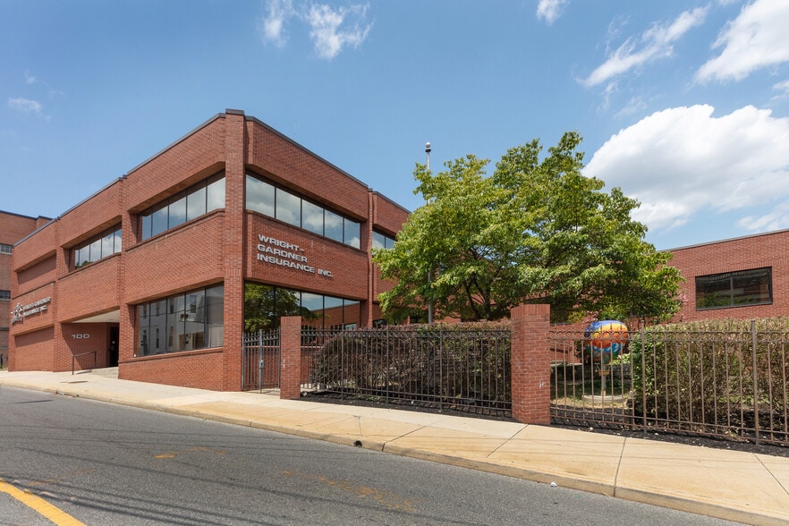 More Photos Of 100 W Antietam St, Hagerstown Office For Lease
