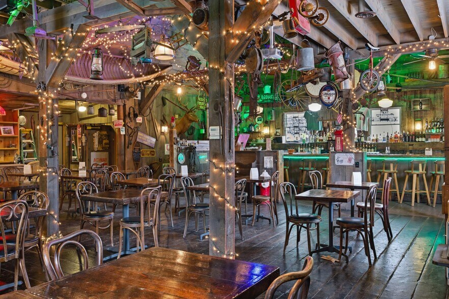 More Photos Of 581 US Route 9, Schroon Lake Restaurant For Sale