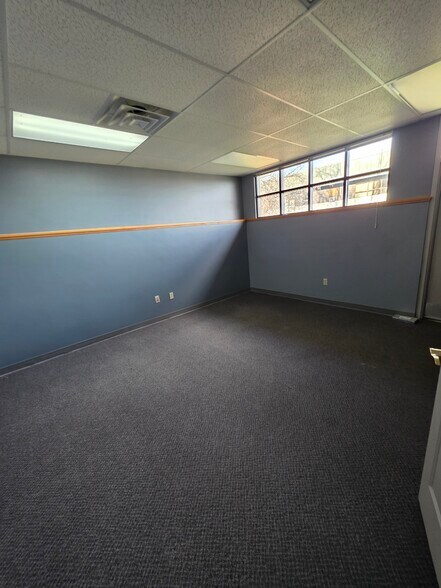 More Photos Of 21150 W Capitol Dr, Brookfield Loft Creative Space For Sale