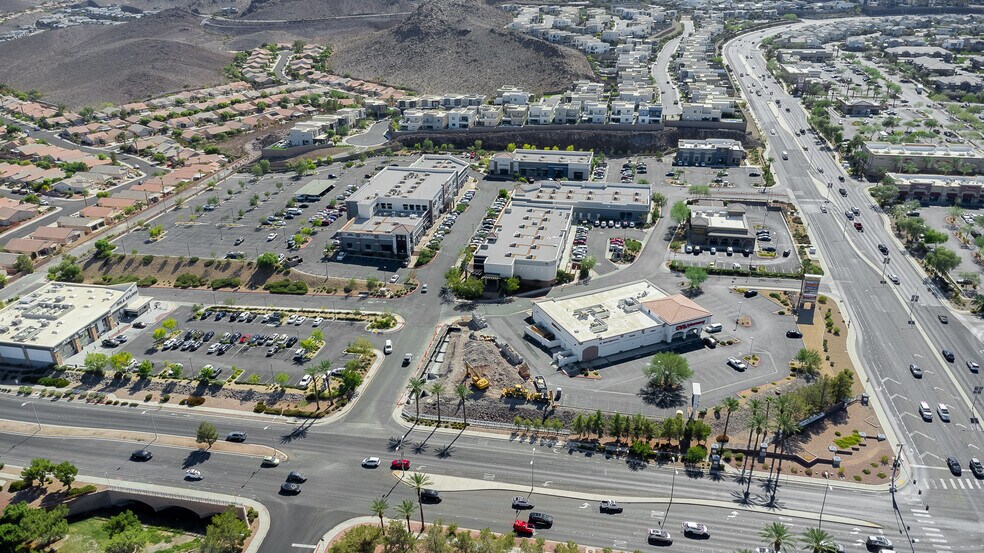 More Photos Of 670 S Green Valley Pky, Henderson Storefront Retail Office For Sale