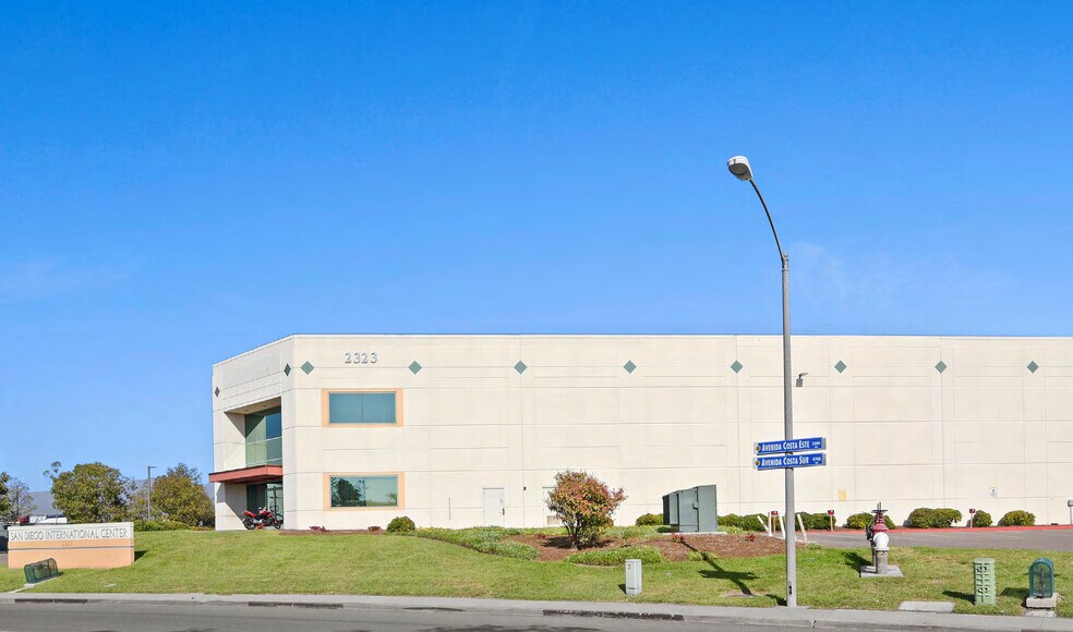 More Photos Of 2323 Avenida Costa Este, San Diego Warehouse For Lease