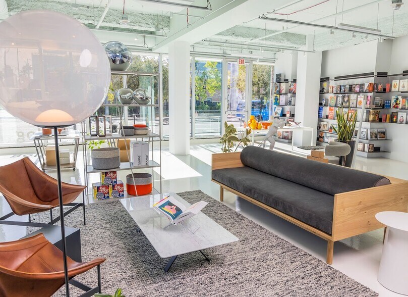 More Photos Of 1001 N central Ave, Phoenix Office For Lease