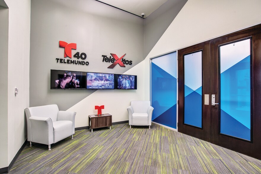 More Photos Of 200 S 10th St, McAllen Office For Lease