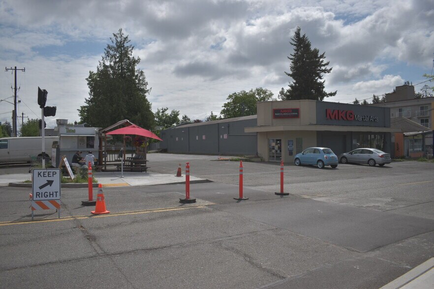 More Photos Of 11552 15th Ave NE, Seattle Auto Repair For Sale