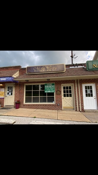 More Photos Of 615 Conestoga Rd, Villanova Freestanding For Lease