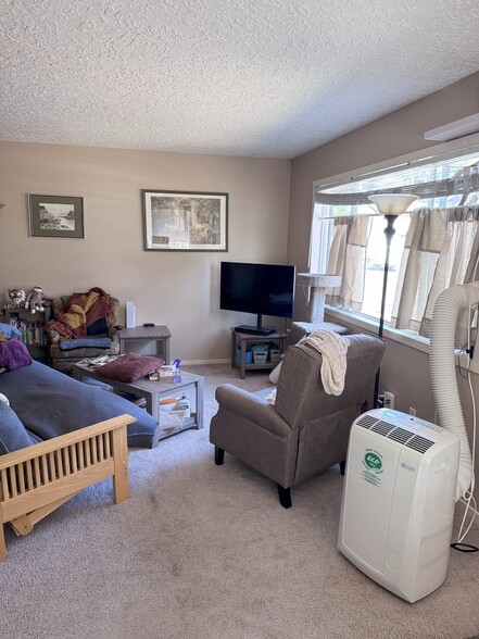 More Photos Of 3313 E 17th St, Vancouver Apartments For Sale