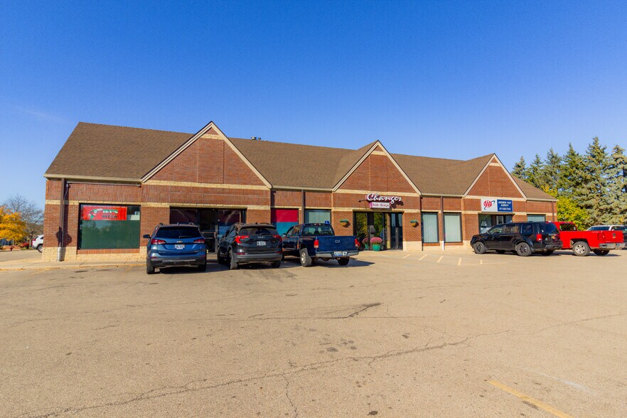 More Photos Of 1630-1660 Haslett Rd, Haslett General Retail For Lease
