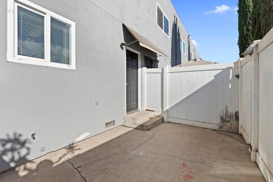 More Photos Of 6500 Jackson Ave, Riverbank Multifamily For Sale
