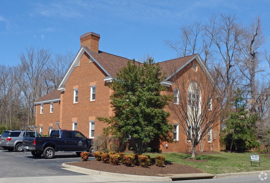 More Photos Of 10106 Krause Rd, Chesterfield Office For Lease