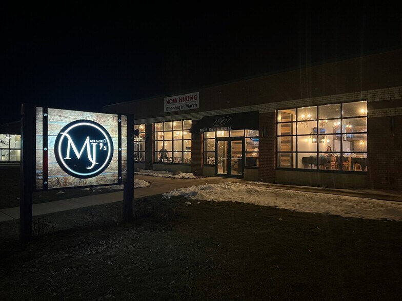 More Photos Of 100 S Main St, Saukville Restaurant For Sale
