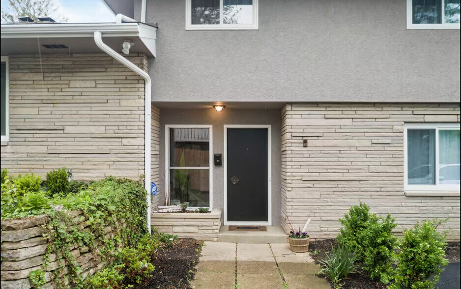 Primary Photo Of , Columbus Specialty For Sale