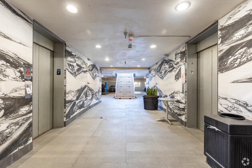 More Photos Of 10801 National Blvd, Los Angeles Office For Lease