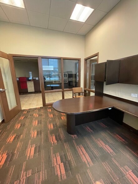 More Photos Of 84 N Plank Rd, Newburgh Storefront For Lease