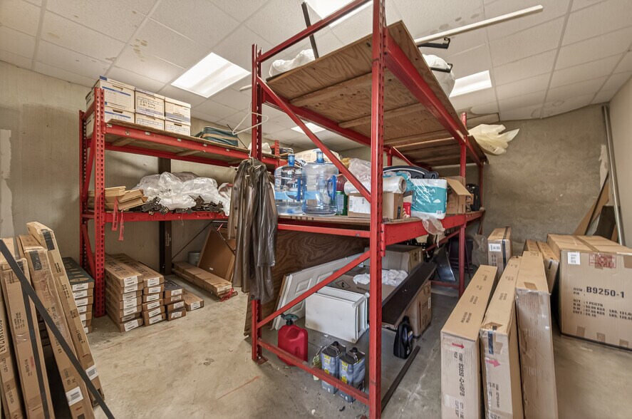 More Photos Of 9223 Bissonnet St, Houston General Retail For Sale