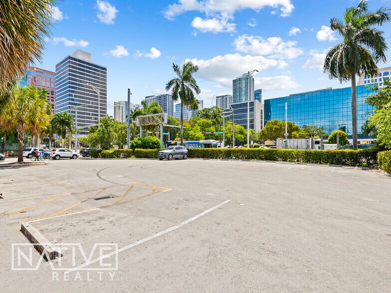 More Photos Of 11 N Andrews Ave, Fort Lauderdale Auto Repair For Lease