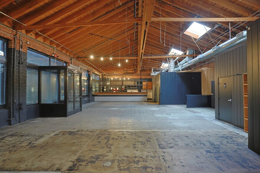 More Photos Of 2014-2022 E 7th St, Los Angeles Office For Lease