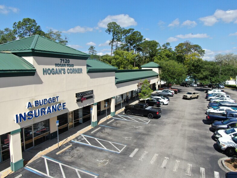 More Photos Of 7120 Hogan Rd, Jacksonville Unknown For Lease