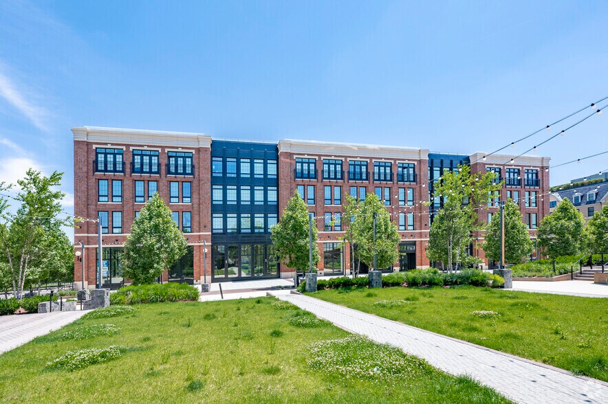 More Photos Of 1900 C St SE, Washington Apartments For Lease