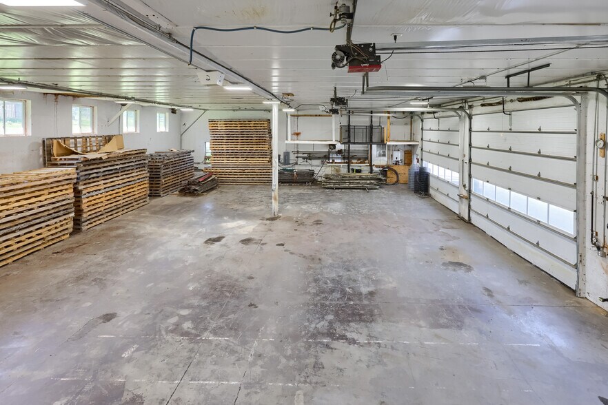More Photos Of 197 Pencroft Dr N, Holtwood Industrial For Sale