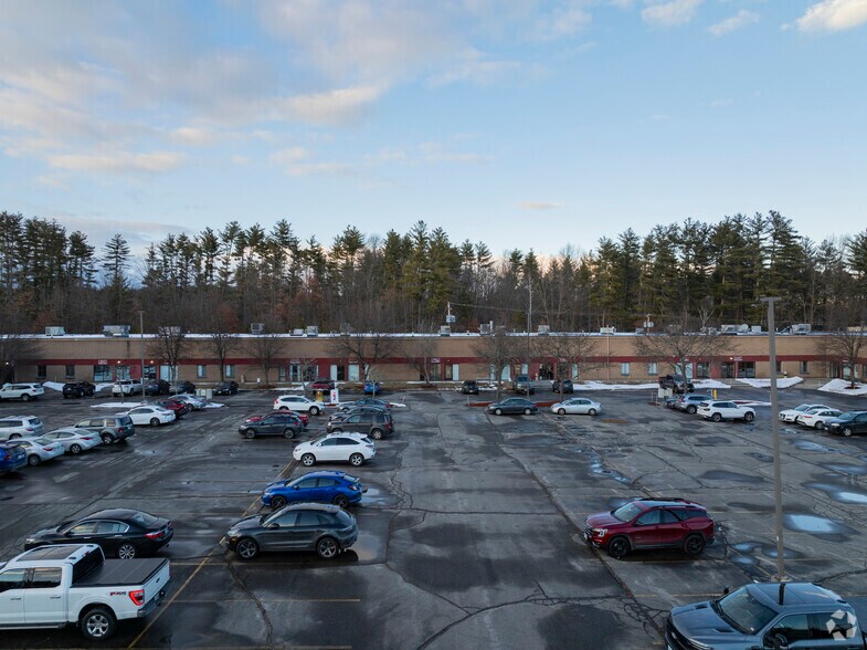 More Photos Of 26 Clinton Dr, Hollis Warehouse For Lease