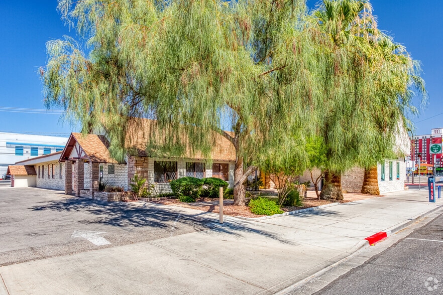 More Photos Of 300 S 7th St, Las Vegas Religious Facility For Sale